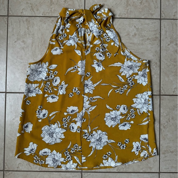 NWOT Papermoon Halter Tie Neck Sleeveless Blouse - Picture 2 of 5